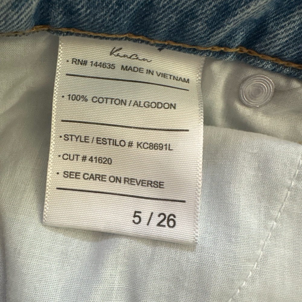 KanCan Ripped Distressed Giovanna High Rise Mom Jeans Size 5 26 - Picture 10 of 16